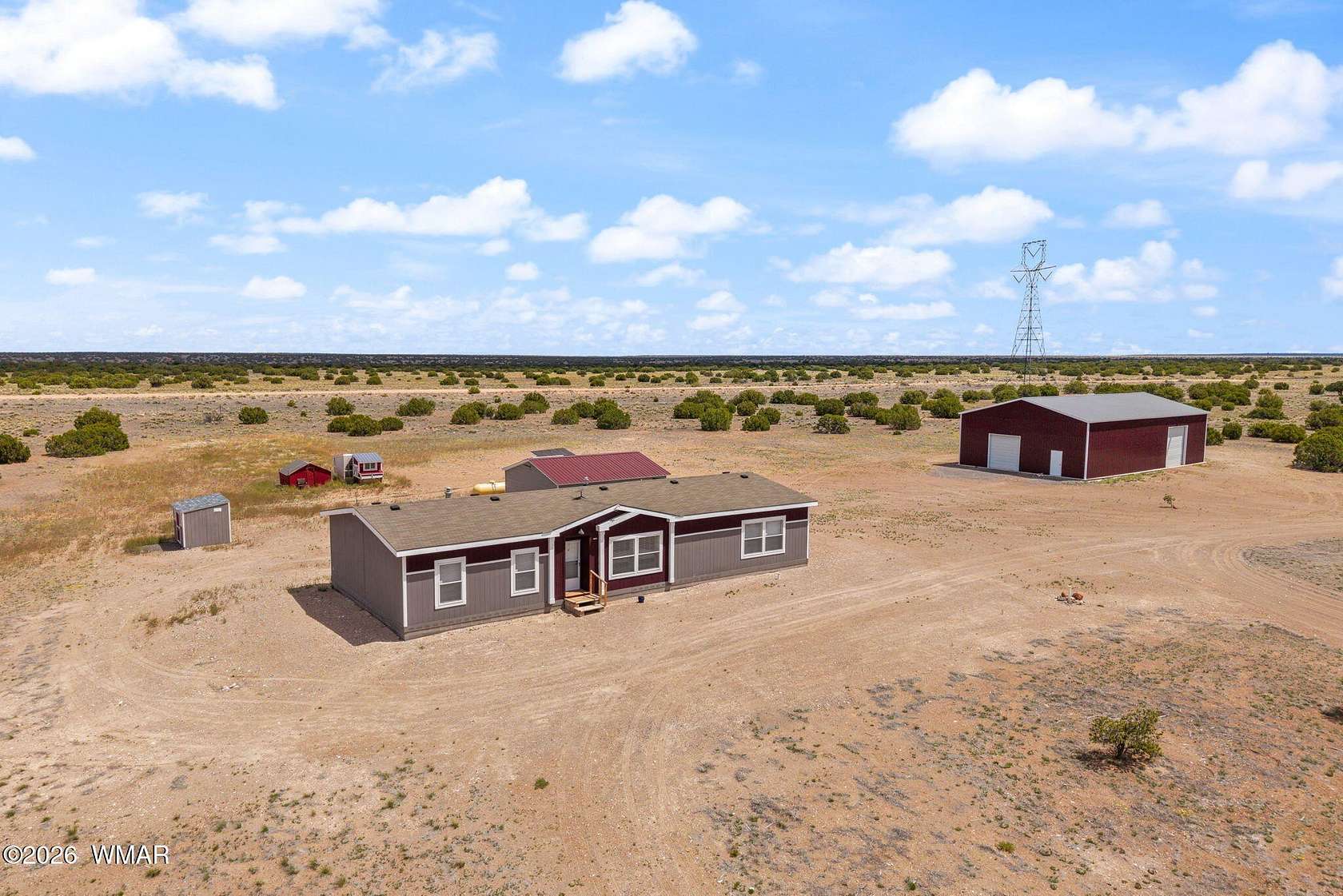 38.4 Acres of Agricultural Land with Home for Sale in St. Johns, Arizona