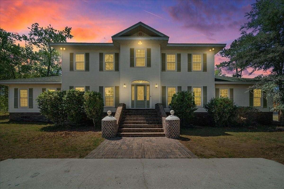 14 Acres of Land with Home for Sale in Gainesville, Florida