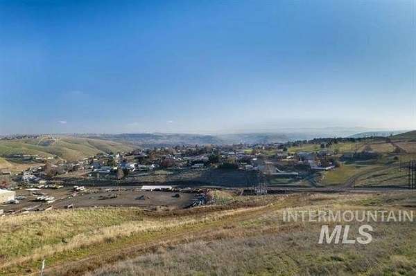 4.2 Acres of Residential Land for Sale in Clarkston, Washington