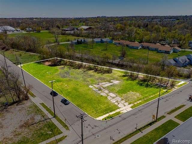 0.66 Acres of Residential Land for Sale in Pontiac, Michigan