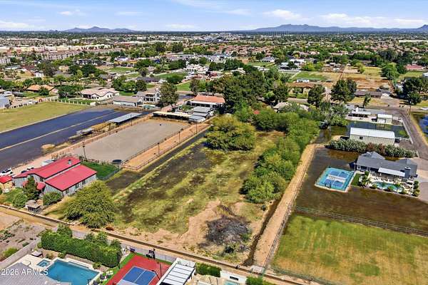1.25 Acres of Land for Sale in Gilbert, Arizona