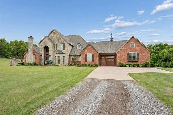 40 Acres of Land with Home for Sale in Choctaw, Oklahoma