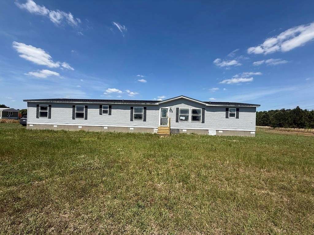 2 Acres of Land with Home for Sale in Slocomb, Alabama