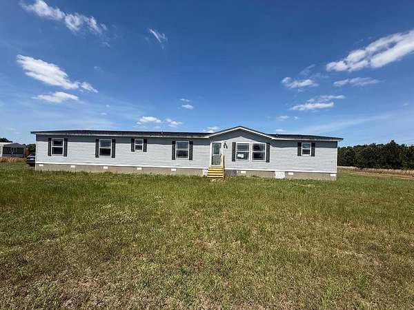 2 Acres of Land with Home for Sale in Slocomb, Alabama