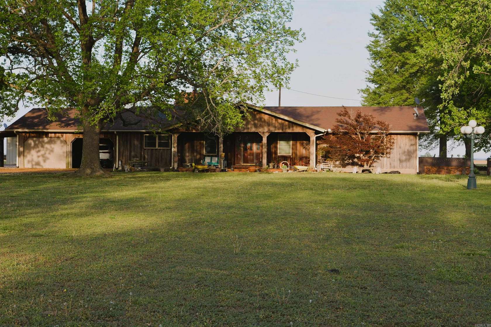 5 Acres of Land with Home for Sale in Blytheville, Arkansas