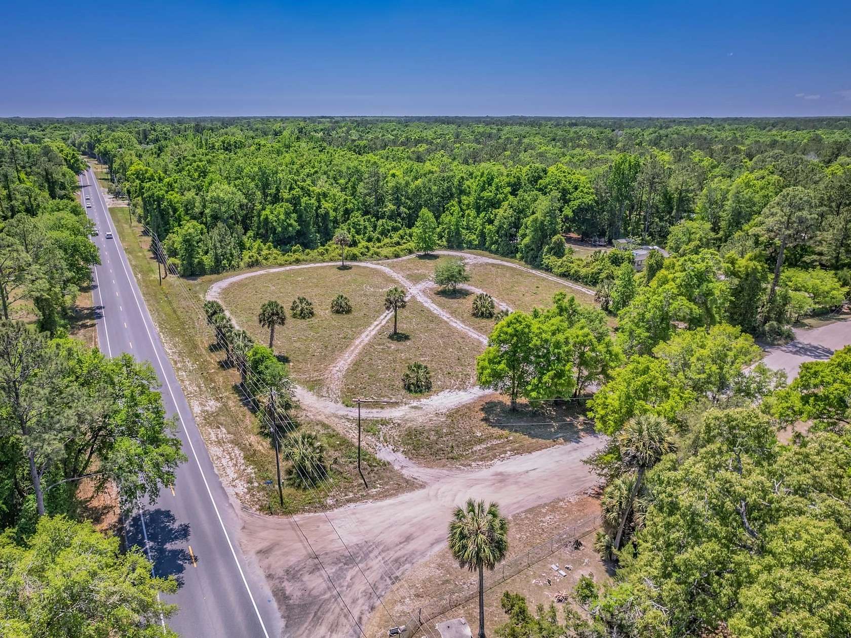 3.24 Acres of Mixed-Use Land for Sale in Crawfordville, Florida