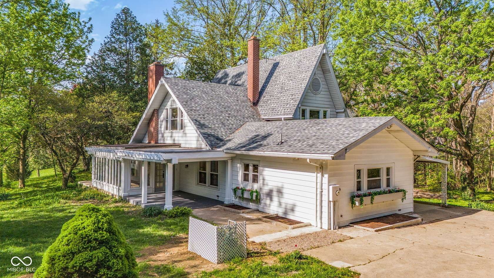 1.78 Acres of Land with Home for Sale in Anderson, Indiana