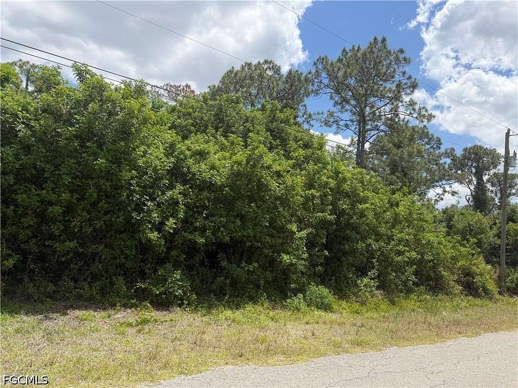0.5 Acres of Residential Land for Sale in Lehigh Acres, Florida