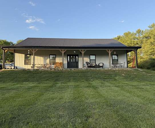 5 Acres of Land with Home for Sale in Bethpage, Tennessee