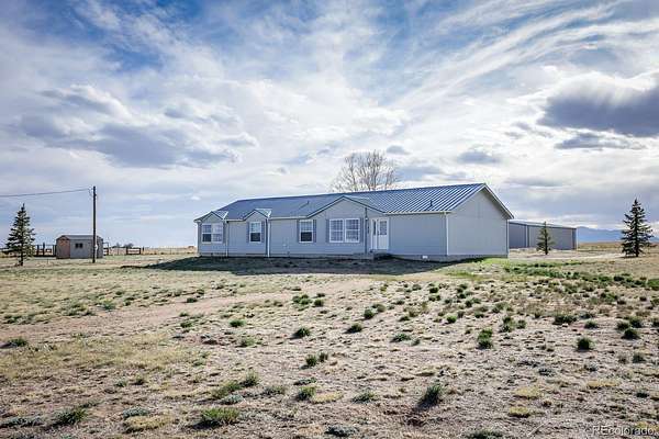 40 Acres of Land with Home for Sale in Calhan, Colorado