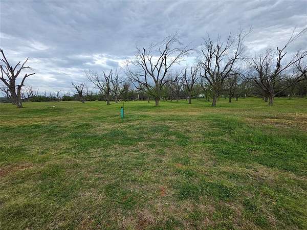 1.43 Acres of Residential Land for Sale in Granbury, Texas