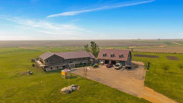 40 Acres of Land with Home for Sale in Doland, South Dakota