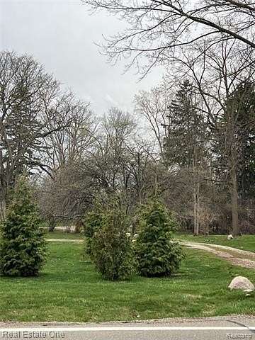 0.63 Acres of Residential Land for Sale in West Bloomfield, Michigan