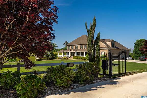 20 Acres of Agricultural Land with Home for Sale in Helena, Alabama