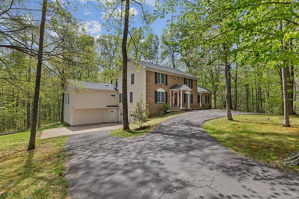 2.16 Acres of Land with Home for Sale in Manassas, Virginia