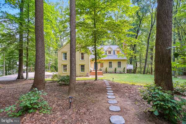 2 Acres of Land with Home for Sale in Davidsonville, Maryland