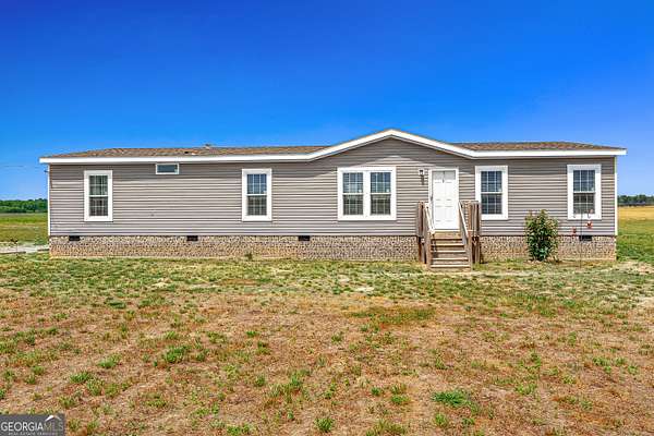 6.1 Acres of Land with Home for Sale in Comer, Georgia