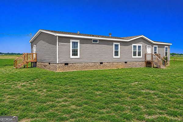6.1 Acres of Land with Home for Sale in Comer, Georgia