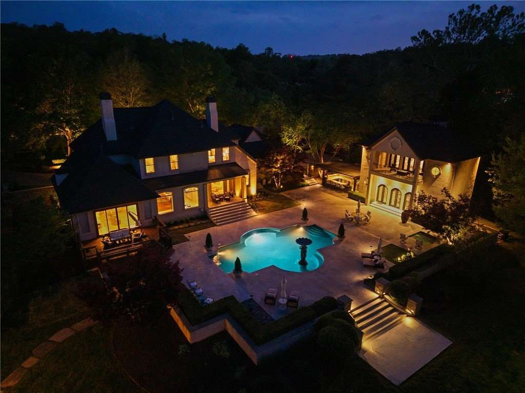 3.27 Acres of Land with Home for Sale in Fayetteville, Arkansas