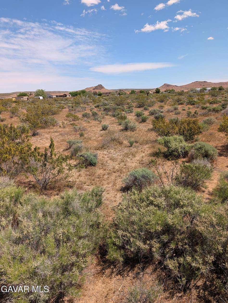 2.48 Acres of Residential Land for Sale in Rosamond, California