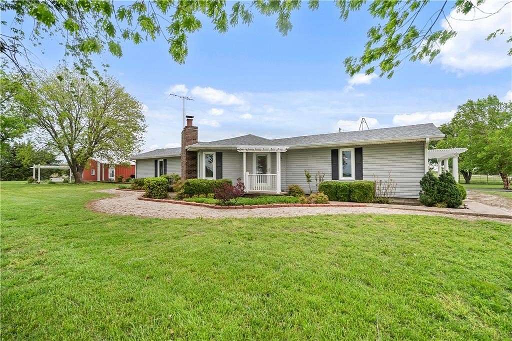 9.13 Acres of Land with Home for Sale in Parsons, Kansas