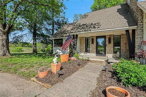 4.7 Acres of Land with Home for Sale in Kansas City, Missouri