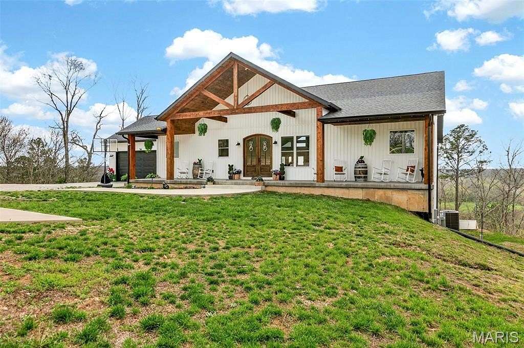 10 Acres of Land with Home for Sale in St. Clair, Missouri