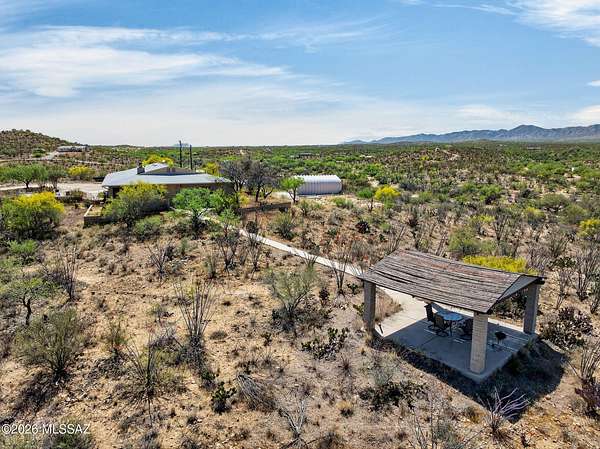 8.77 Acres of Land with Home for Sale in Sahuarita, Arizona