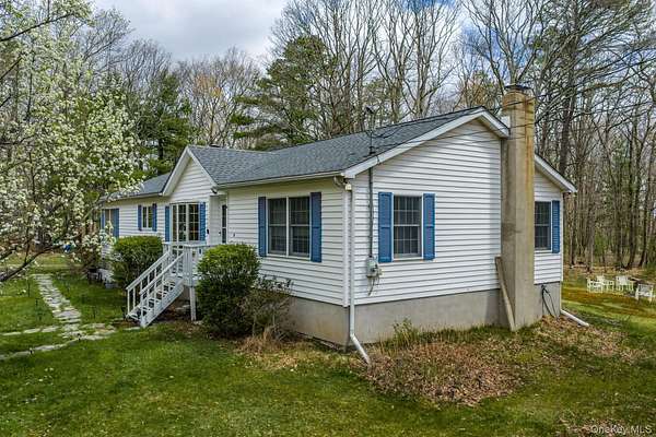 14 Acres of Recreational Land with Home for Sale in Glen Spey, New York