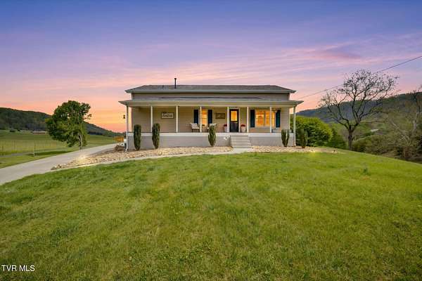 13 Acres of Land with Home for Sale in Church Hill, Tennessee