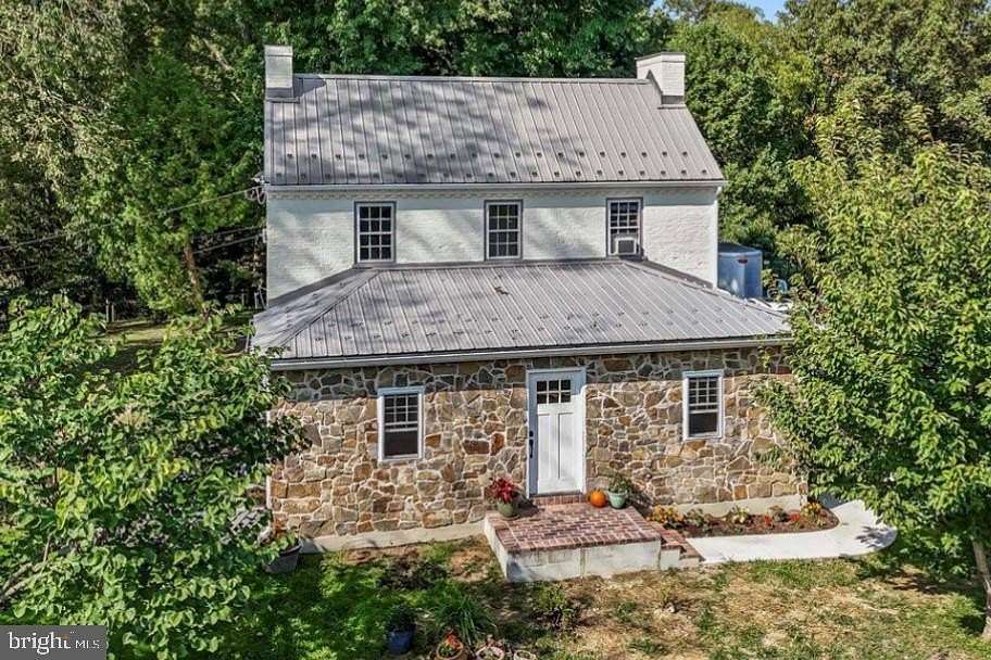 Land with Home for Lease in Lincoln University, Pennsylvania