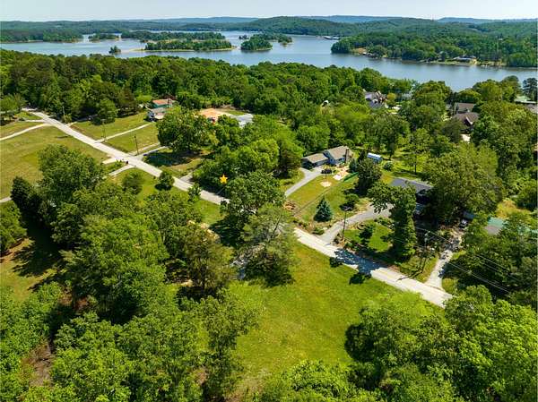 1 Acre of Residential Land for Sale in Chattanooga, Tennessee