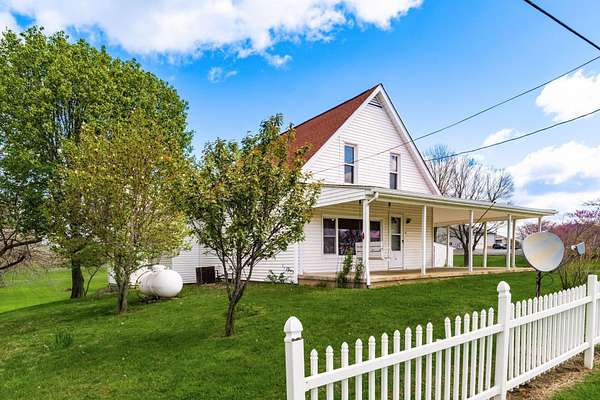 2.5 Acres of Land with Home for Sale in Sunbury, Ohio