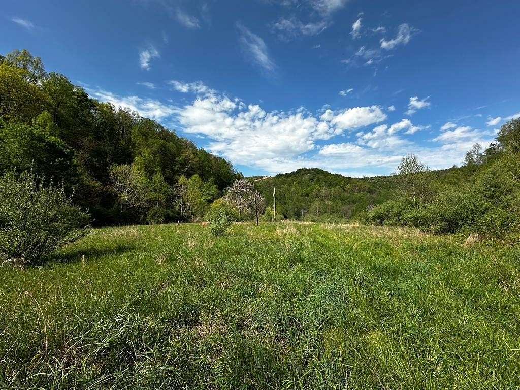 80 Acres of Land for Sale in Jenkins, Kentucky