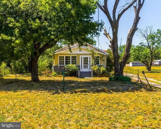 1.75 Acres of Land with Home for Sale in Vineland, New Jersey
