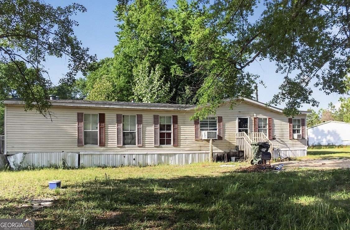 2.34 Acres of Land with Home for Sale in Metter, Georgia