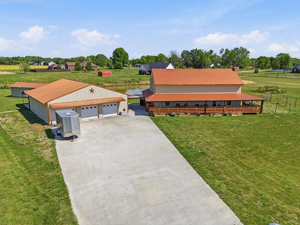 2.9 Acres of Land with Home for Sale in Ardmore, Tennessee