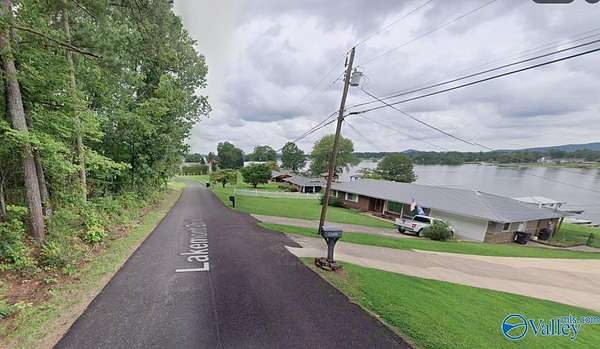 1.13 Acres of Land for Sale in Southside, Alabama