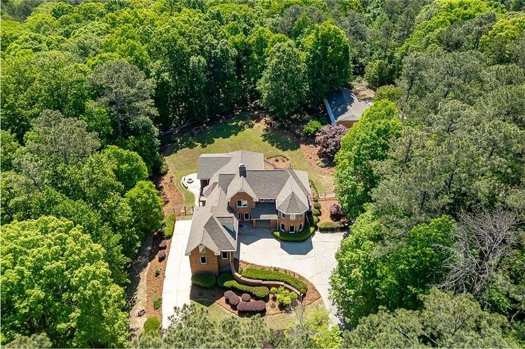 17.9 Acres of Land with Home for Sale in Auburn, Georgia