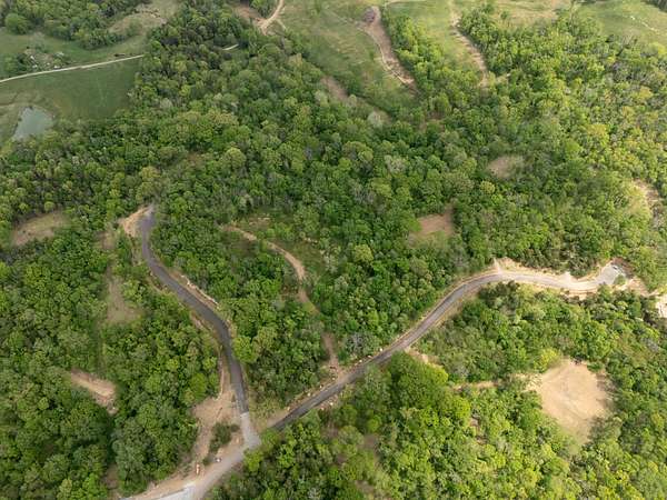 8.62 Acres of Residential Land for Sale in Arrington, Tennessee