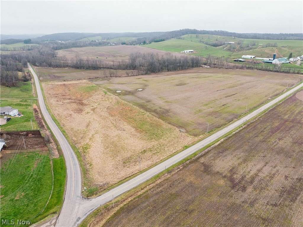 6.4 Acres of Agricultural Land for Auction in Frazeysburg, Ohio