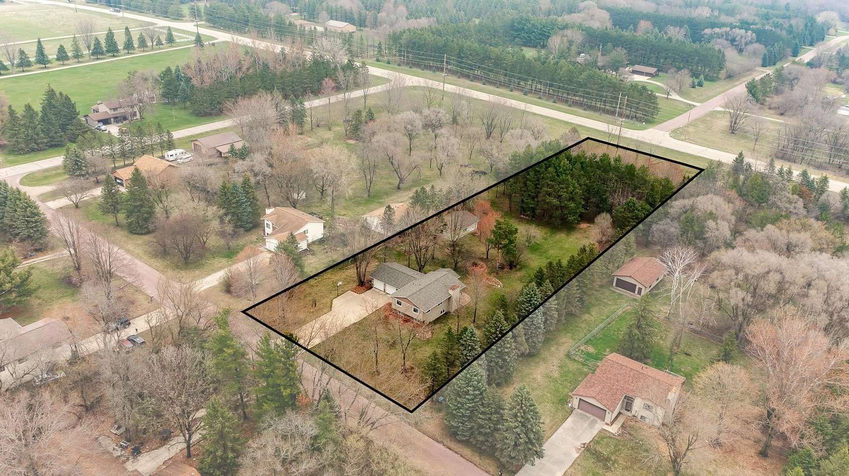 2 Acres of Land with Home for Sale in Rochester, Minnesota