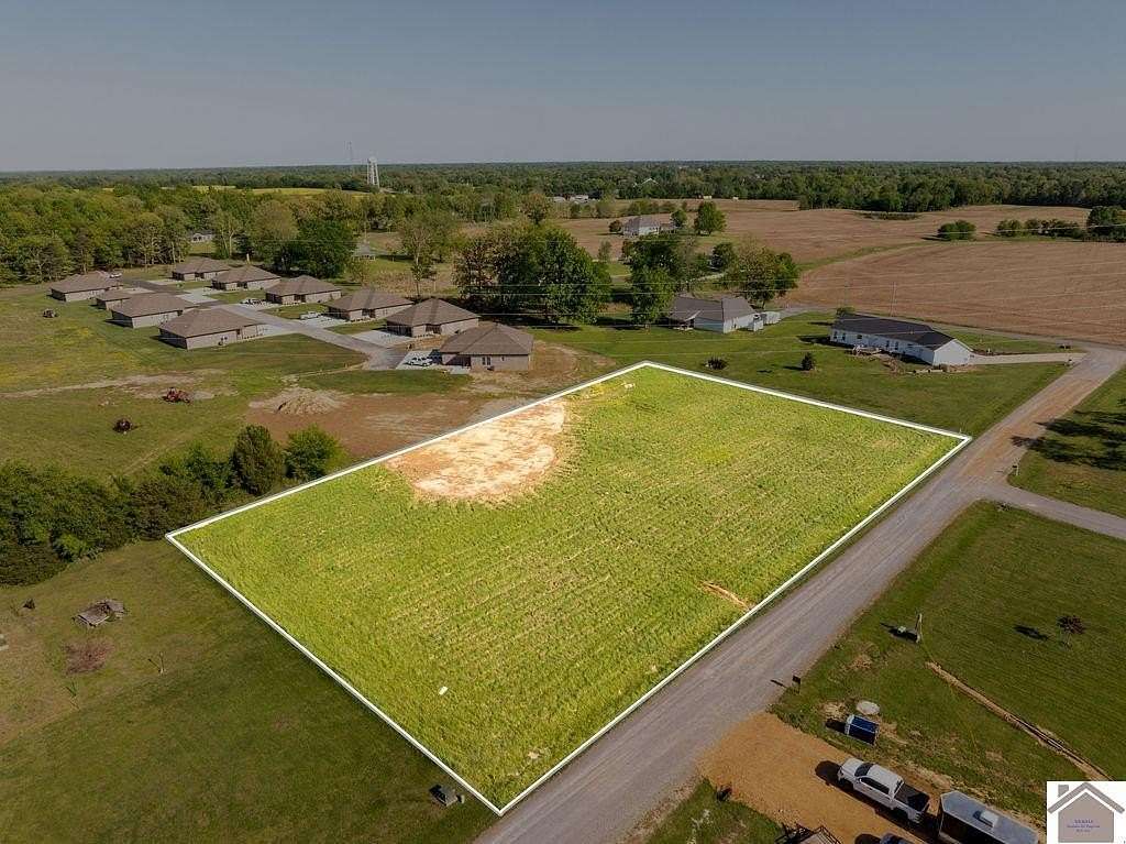 1.39 Acres of Residential Land for Sale in Benton, Kentucky