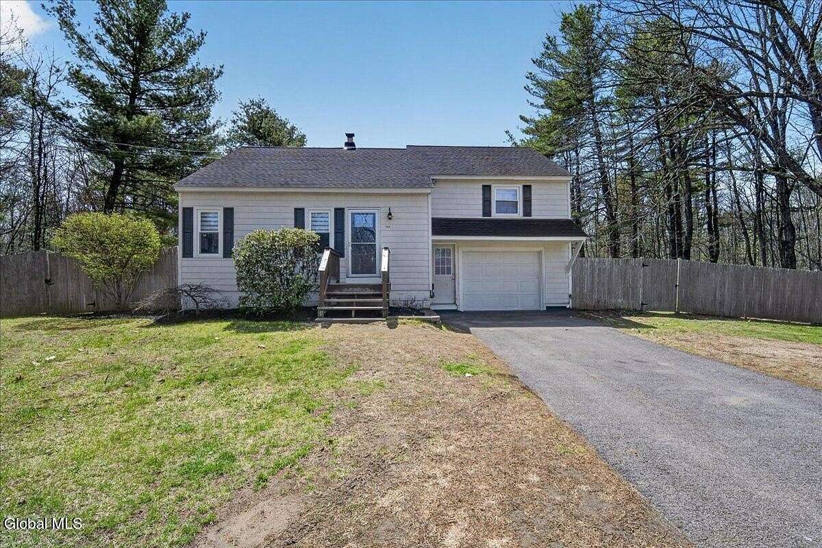 2.1 Acres of Land with Home for Sale in Glenville, New York