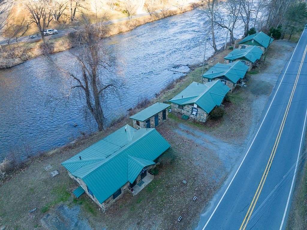2 Acres of Improved Commercial Land for Sale in Sylva, North Carolina