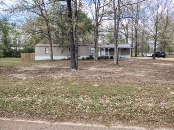 2.14 Acres of Land with Home for Sale in Camden, Arkansas