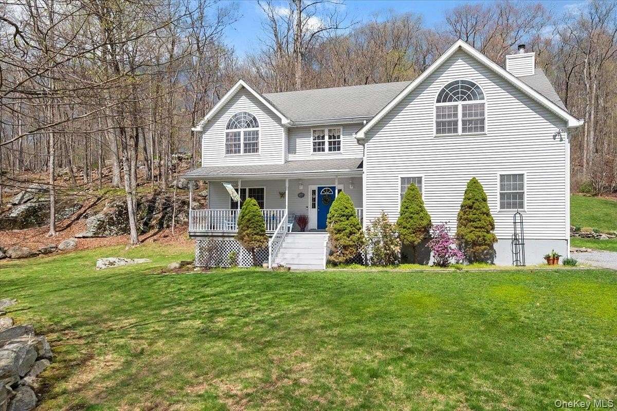 3.26 Acres of Land with Home for Sale in Putnam Valley, New York