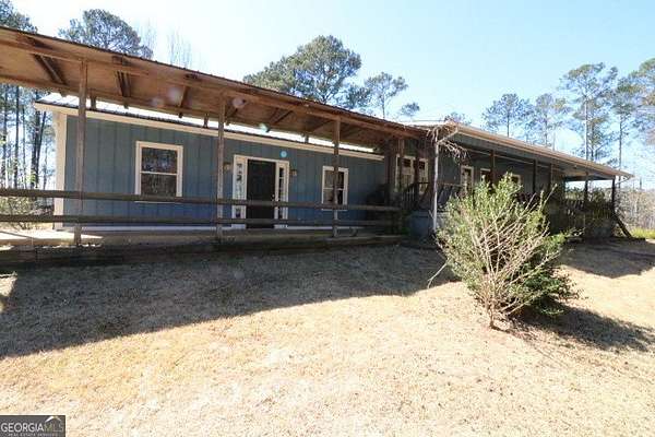 5.27 Acres of Land with Home for Sale in LaGrange, Georgia
