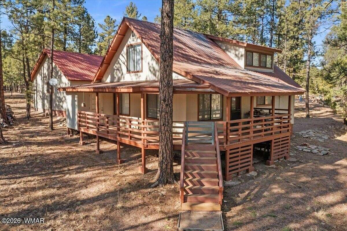 1.5 Acres of Land with Home for Sale in Alpine, Arizona