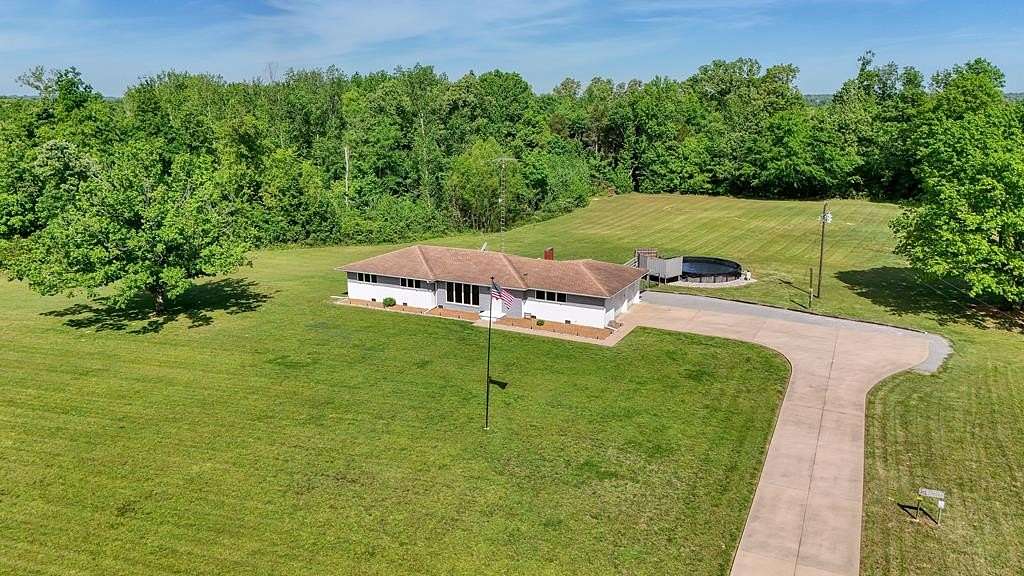 25 Acres of Recreational Land with Home for Sale in Dresden, Tennessee